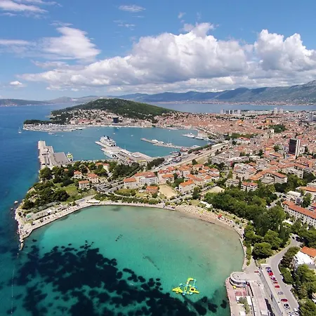 Apartman With Wifi - 24915 Split